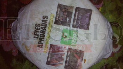 A trav&eacute;s de redes sociales ciudadanos reportaron el uso de servilletas para tortillas con el logo del Partido Verde.