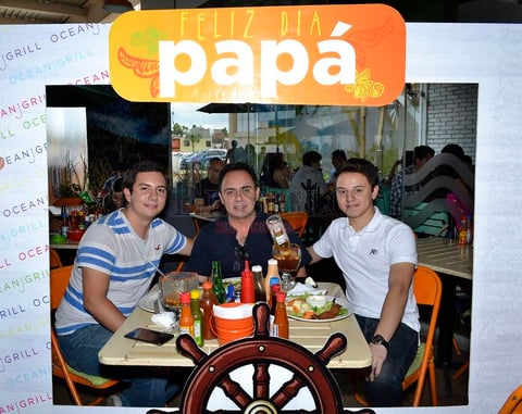 Francisco, Francisco y Alex Vázquez.