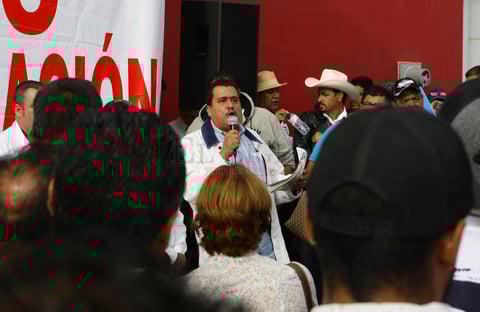 Los educadores citaron que en los congresos locales de Sonora, Veracruz, Zacatecas y Yucatán, ya hubo pronunciamientos de rechazo a la Reforma, por eso es que piden la misma postura aquí en Durango.