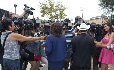 Rosa Saavedra y su esposo, Pedro Rivera atendieron a los medios de comunicaci&oacute;n.