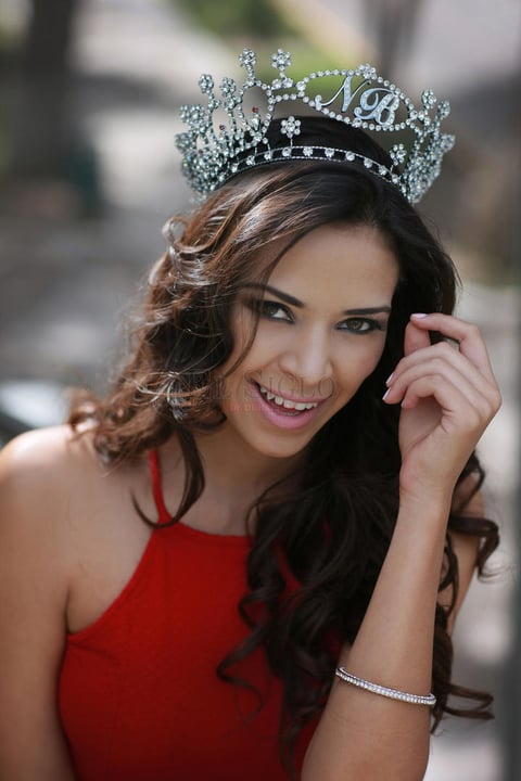 Ahora como representante de Nuestra Belleza Durango, dijo sentirse &ldquo;agradecida por la gran oportunidad que me dan de representar a mi estado a nivel nacional; agradecida con Tito &Aacute;valos y todo su equipo por el apoyo y sobre todo, muy agradecida con Dios ya que soy muy apegada a &Eacute;l&rdquo;.