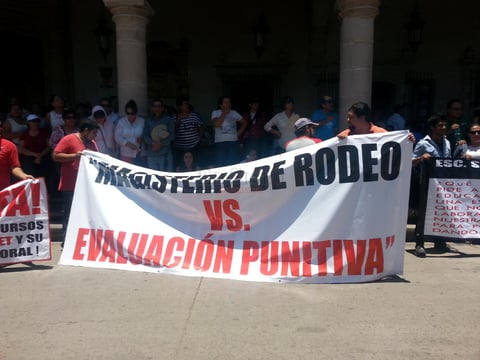 Docentes de varios estados se hicieron presentes.