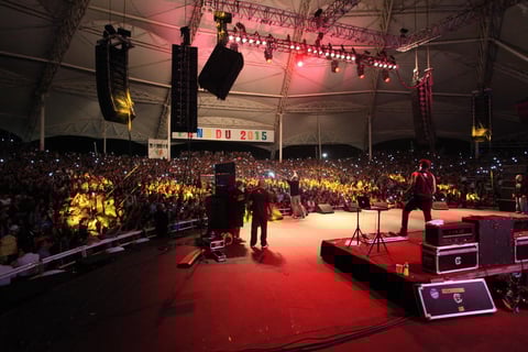 Cartel de Santa abarrot&oacute; la Velaria de la Fenadu Villista 2015.