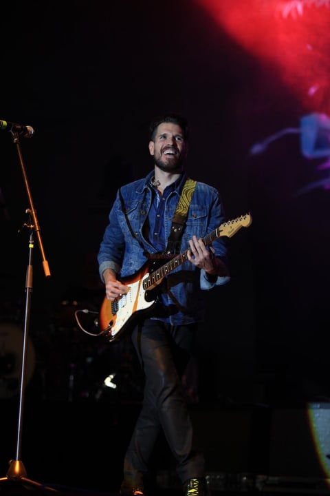 La fiesta rockera continu&oacute; con &lsquo;Suicidio n&uacute;mero 3&rsquo; y &lsquo;Soy&rsquo;.