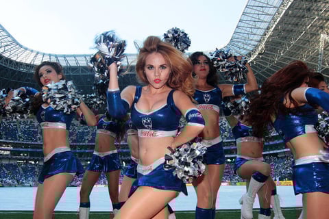 Las porristas de Rayados estrenaron casa.