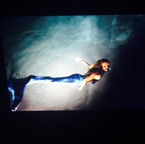 Gwyneth Paltrow subi&oacute; una foto de su hija Apple en las redes sociales disfrazada de sirena.