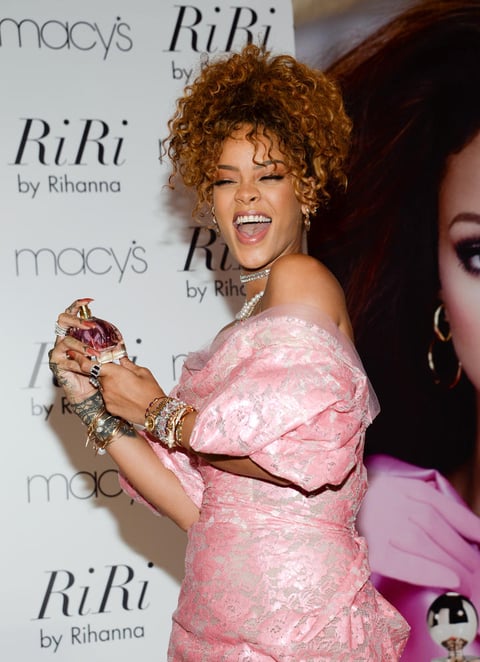 "RiRi" es la octava fragancia que la cantante saca a la venta.