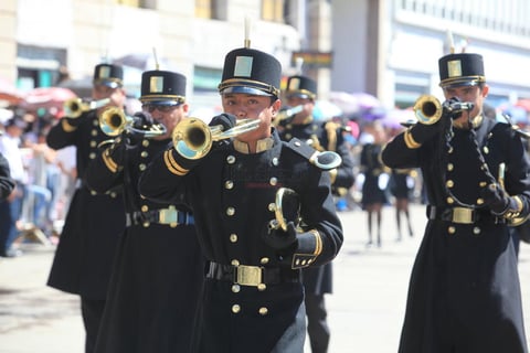 Tanto la banda de guerra de la UJED, como la de ITD y ByCENED, estuvieron en el evento.