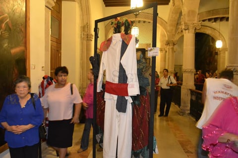 En presencia de autoridades culturales, invitados especiales y p&uacute;blico en general como parte del Festival Nacional del Mariachi su Charrer&iacute;a y Danza 'Mi fiesta en Durango'.