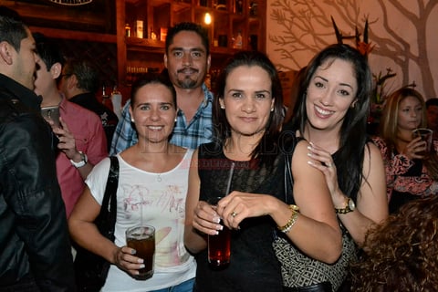 Martha, Marcela, Rocío y David.