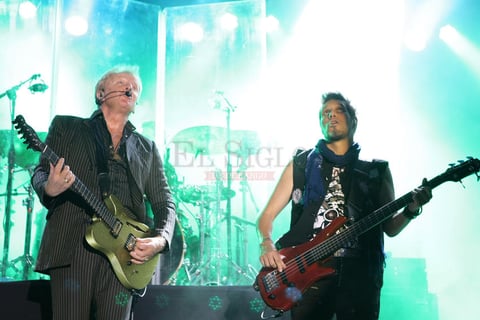 El dúo surgido en Melbourne, Australia, en 1975, ha compartido escenario con artistas como Alejandro Lerner, Ednita Nazario, Mehnaz, Styna, The Celtic Tenors, Michael Johns y Rita Coolidge.