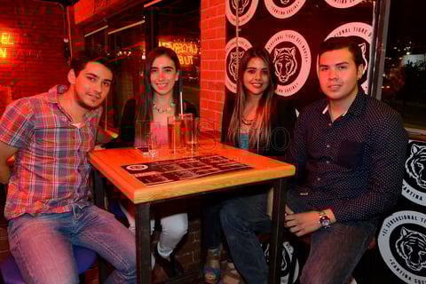 Josué, Marlet, Diana y Miguel.