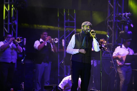 Canciones como &lsquo;La llave&rsquo;, &lsquo;Mi bendici&oacute;n&rsquo;, &lsquo;Como yo&rsquo; y &lsquo;Costo de la vida&rsquo; tambi&eacute;n se incluyeron en la presentaci&oacute;n del multipremiado artista que cuenta en su trayectoria con 15 Grammy Latinos, dos Grammy anglosajones y varios Latin Billboard.