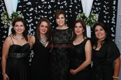 Ximena, nueva reina del Club Campestre de Durango