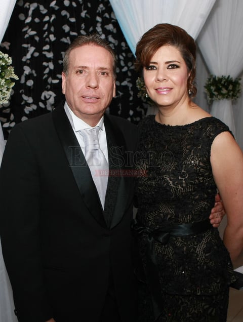 Ximena, nueva reina del Club Campestre de Durango