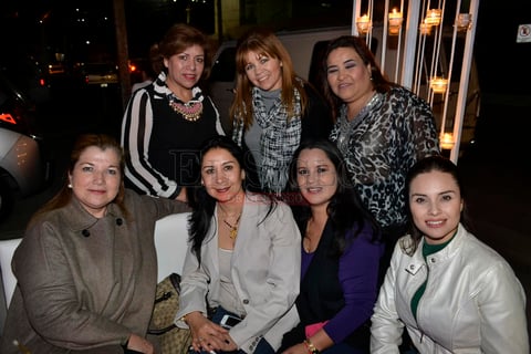 Blanca Galindo, Marina Calderón, Julieta Félix, Maricarmen Marina, Yanel Martínez, Gloria Rocha y Claudia Soto.