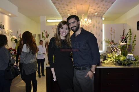 Paty de Galván y Andrés Galván.