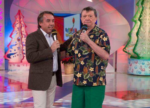 Emilio Azc&aacute;rraga Jean acudi&oacute; al programa para decirle a 'Chabelo' que Televisa siempre ser&aacute; su casa.