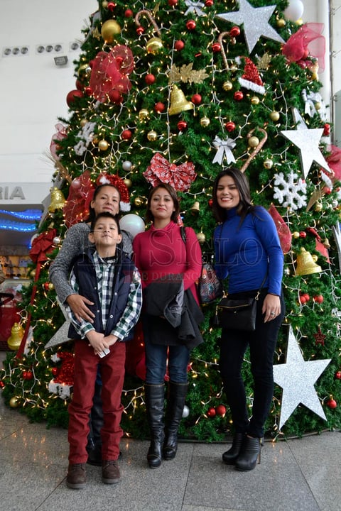 Erick, Janeth, Magdalena y Faviola.