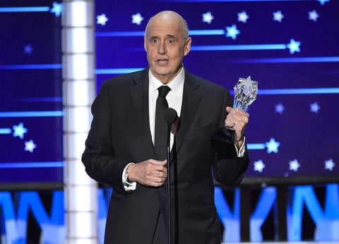 Jaffrey Tambor triunf&oacute; como Mejor Actor de Comedia por su papel en Transparent.