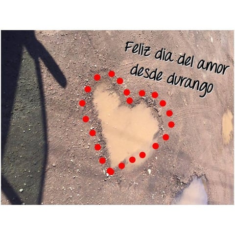 Otra de las gr&aacute;ficas que llamaron la atenci&oacute;n, fue la de un hoyanco en forma de coraz&oacute;n, el cual estar&iacute;a ubicado en la calle Predio de Las Mesas, del fraccionamiento Villas de San Francisco.