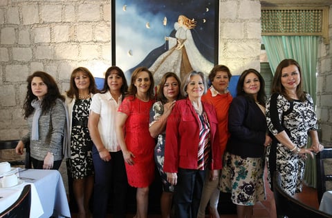 Lulú Zamora, Oralia Valenzuela, Mariana López, Lorena Campos, Chelo Almonte, Nelly Favela, Adriana Gamero y Lety Díaz, estuvieron presentes.