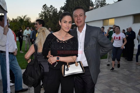 Angélica Sánchez y Alfonso Aragón.