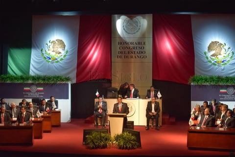 Ya en el mensaje por su Informe, el gobernador reconoci&oacute; a las corporaciones de Seguridad Nacional y a la Sedena por &ldquo;contribuir a la paz de la entidad&rdquo;.