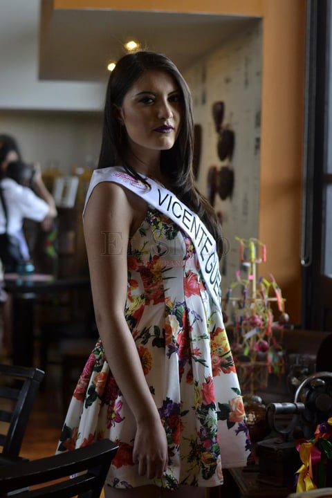 Presentan candidatas a Perla del Guadiana