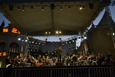 "El p&uacute;blico estuvo sensacional, sensible. El problema de la m&uacute;sica no es entenderla, es de ser sensibles a ella", finaliz&oacute;.