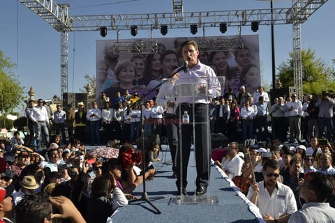 El doctor en Derecho dijo que presentó una propuesta de gobierno con sus principales lineamientos que estará abierta a la participación ciudadana. Asimismo, refirió que ya presentó su Ley 3de3 como muestra de que no tiene nada que ocultar.