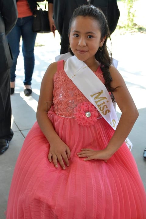 La Escuela Francisco Sarabia, Turno Matutino, realizó el evento de coronación.