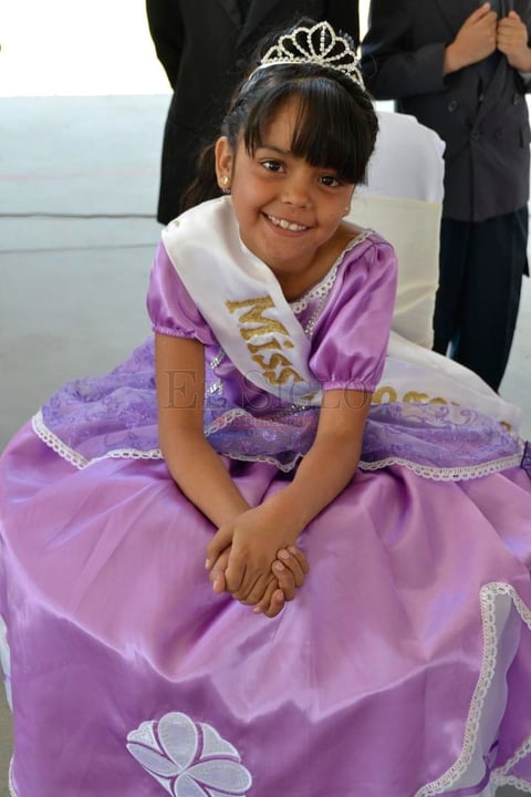 La Escuela Francisco Sarabia, Turno Matutino, realizó el evento de coronación.