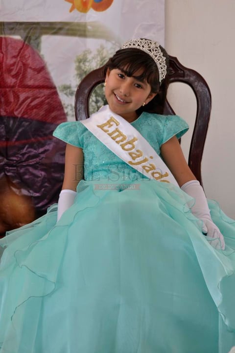 La Escuela Francisco Sarabia, Turno Matutino, realizó el evento de coronación.