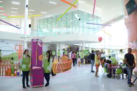 Los espacios que ocupan casi 2,000 metros cuadrados de exhibici&oacute;n, se crearon con materiales de larga duraci&oacute;n.