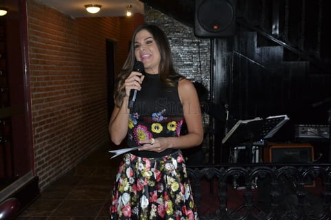 Vielka Valenzuela dirigió algunas palabras en la recepción.