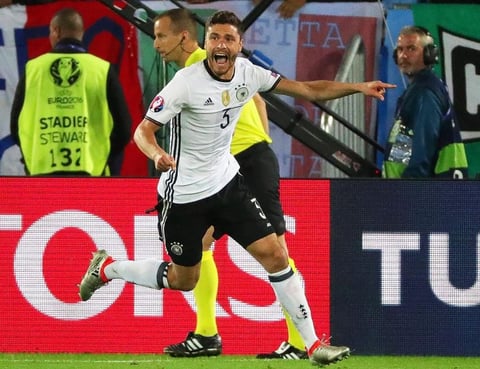 Jonas Hector fue el encargado de marcar el penal definitivo.