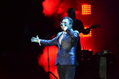 El termómetro subió con “vuélveme a querer” y a partir de ahí ellos, Cristian y Aleks, Syntek y Castro ya sabían que la noche era suya.