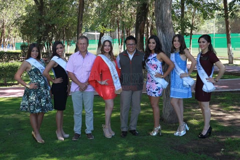 Presentan candidatas a reina del Campestre Durango