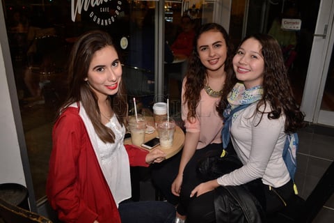 Mariángela, Brenda y Brenda.