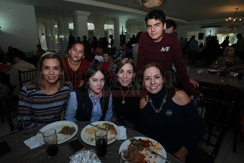 Realizan tradicional 'Favelada'