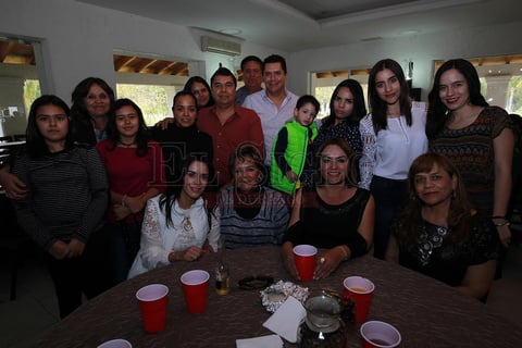 Familia Favela Avitia.