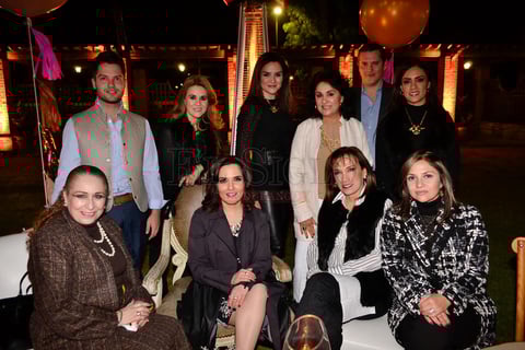 Gran ambiente se disfrutó en la velada.