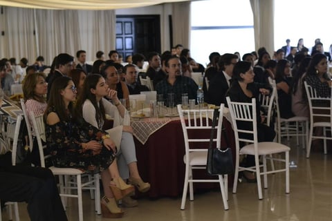 Alaa Murabit presente en el CADMUN