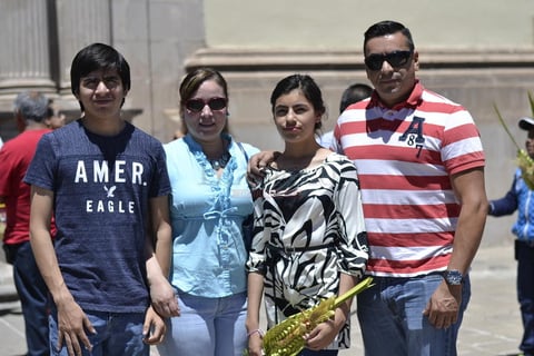 -Carlos, Patricia, Alfredo y Alfredo.