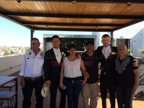 En este lugar la dichosa pareja prometió estar unida por el resto de sus vidas y crear un lazo cada vez más fuerte con el paso del tiempo.