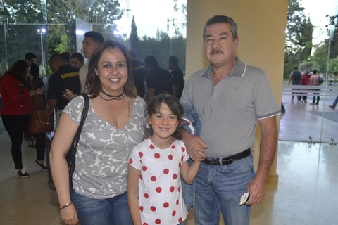 Familia Alarcón Monsivais.