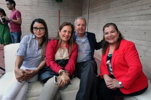 Flor Cabañas, Beatriz Sánchez, Fernando Sánchez y Blanca Galindo.