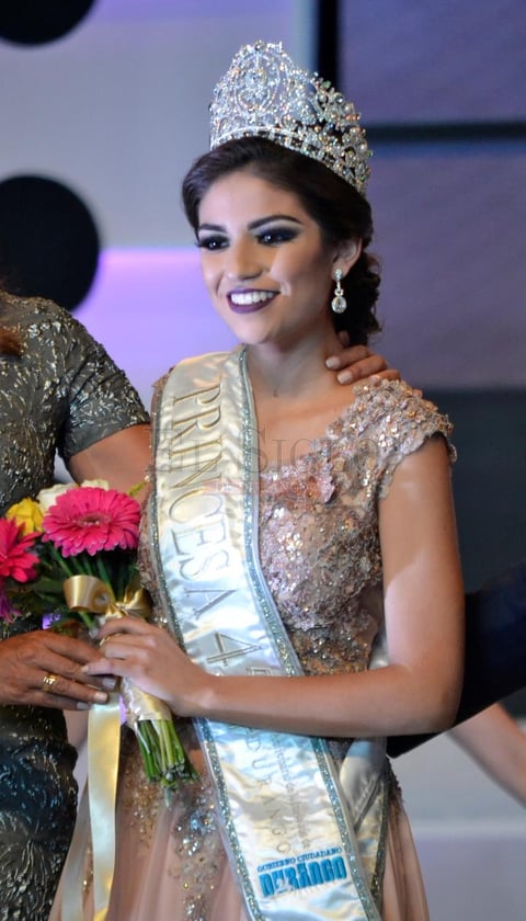 Yovanina Aguilera recibió el título de Princesa.