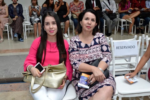 Diana y Emilia Espinoza.